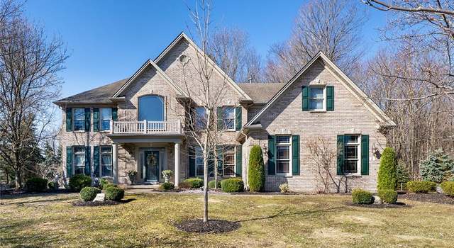 Photo of 2 Soldier Wood Cir, Orchard Park, NY 14127