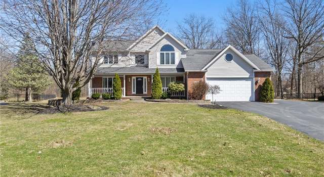 Photo of 4369 Autumn Ln, Lewiston, NY 14092