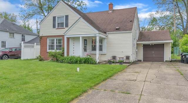 Photo of 224 Dalton Dr, Tonawanda, NY 14223
