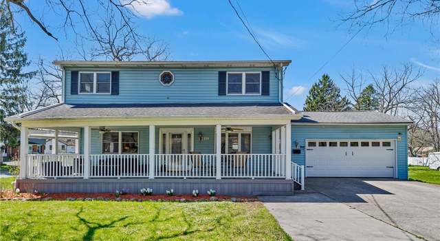 Photo of 139 Lake Ave, Lancaster, NY 14086
