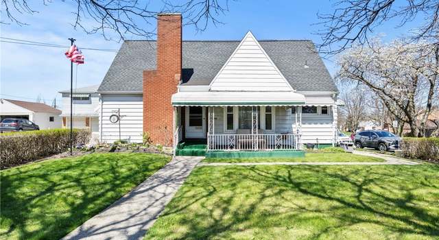 Photo of 988 Cleveland Dr, Cheektowaga, NY 14225