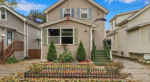 Photo of 32 Dirkson Ave, West Seneca, NY 14224
