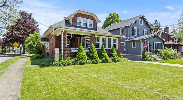 Photo of 44 Lake Ave, Lancaster, NY 14086