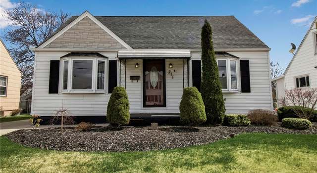 Photo of 211 85th St, Niagara Falls, NY 14304