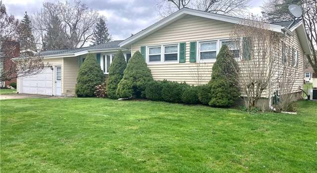 Photo of 4291 Roxbury Dr, Clarence, NY 14221