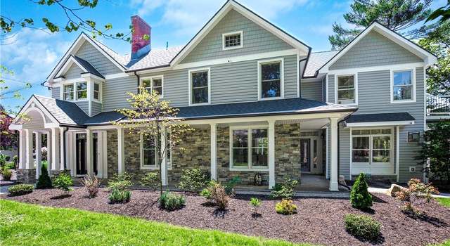 Photo of 1225 W Arnold Dr, Lake View, NY 14085