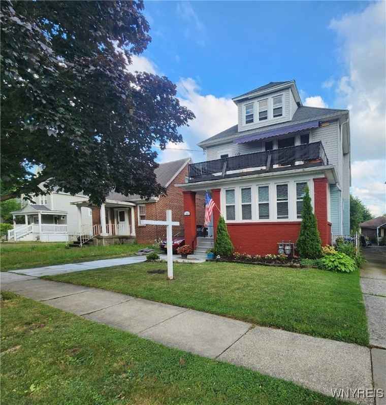 Photo of 193 Woodside Ave Buffalo, NY 14220