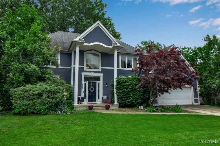 Photo of 152 Pino Verde Ln Amherst, NY 14221