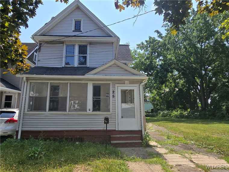Photo of 25 Danforth St Rochester, NY 14611