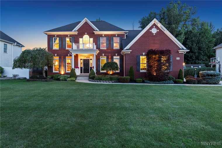 Photo of 314 Landings Dr Amherst, NY 14228