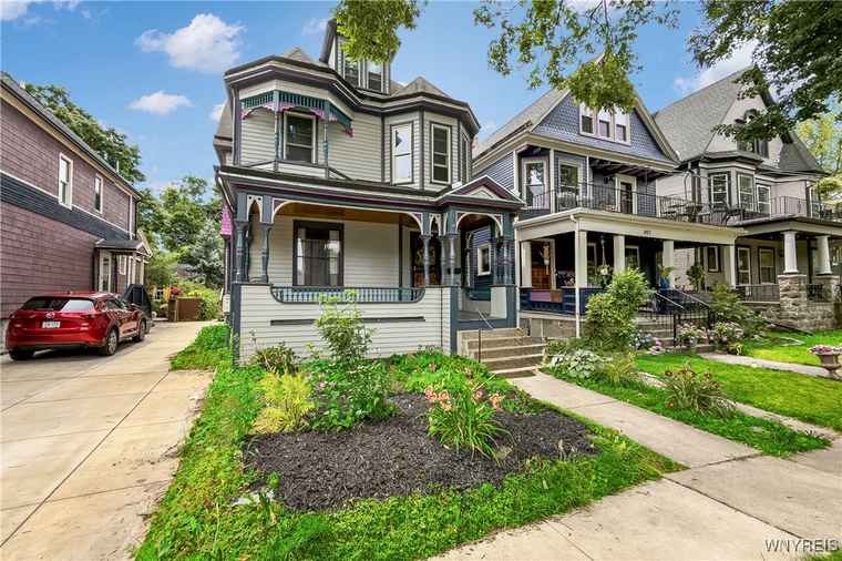Photo of 499 Breckenridge St Buffalo, NY 14213