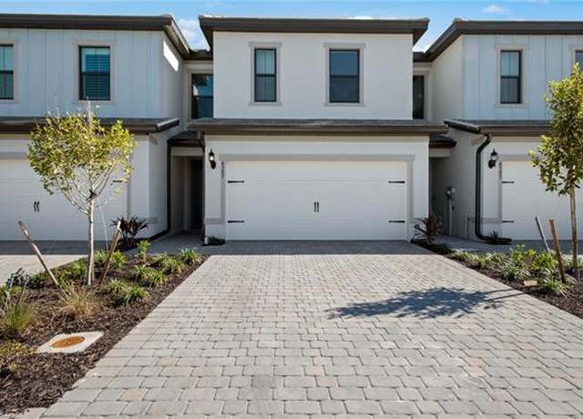 Property at 4069 Sonoma Oaks Cir, Naples, FL 34119, 3 beds, 2.5 baths