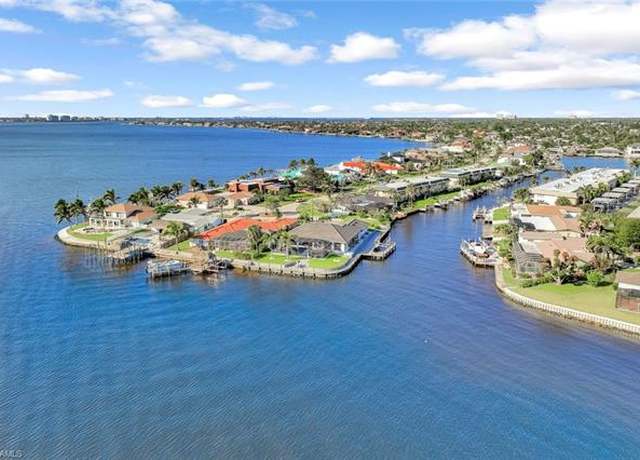 Property at 1661 Edith Esplanade #102, Cape Coral, FL 33904, 2 beds, 2 baths