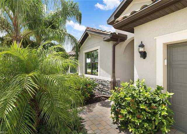 Property at 19694 Deming Ln, Estero, FL 33928, 3 beds, 3 baths