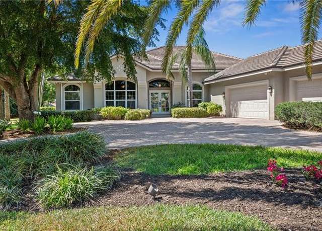 Property at 25090 Ridge Oak Dr, Bonita Springs, FL 34134, 3 beds, 3 baths