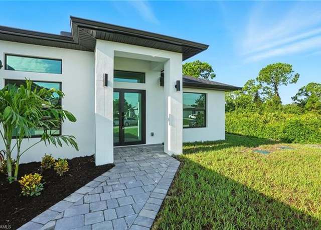Property at 2607 38th St SW, Lehigh Acres, FL 33976, 3 beds, 2 baths
