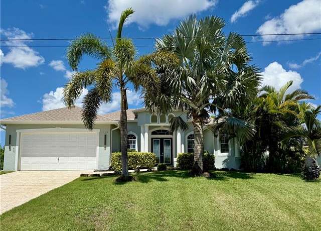 Property at 118 NE 8th Pl, Cape Coral, FL 33909, 3 beds, 2 baths