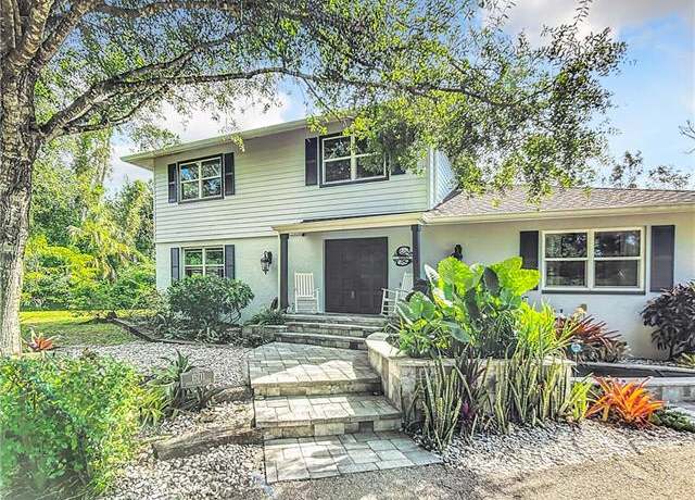 Property at 15711 Anderson Ln, Fort Myers, FL 33912, 4 beds, 3.5 baths