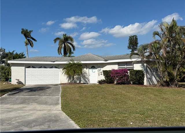 Property at 9805 Tonya Ct, Bonita Springs, FL 34135, 2 beds, 2 baths