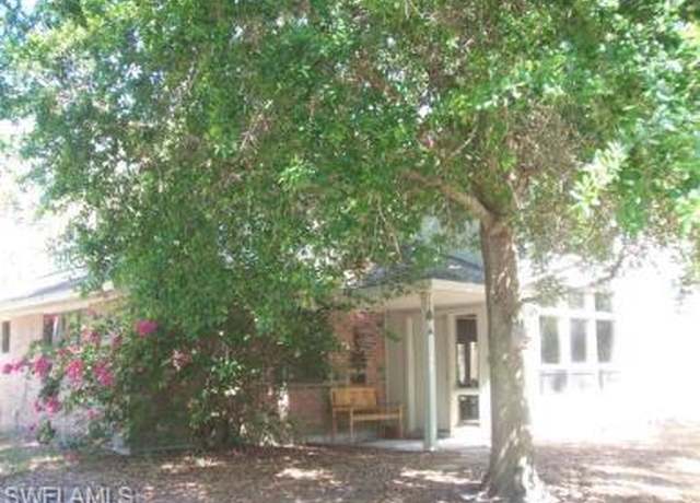 Property at 24508 Mountain View Dr, Bonita Springs, FL 34135, 4 beds, 2 baths