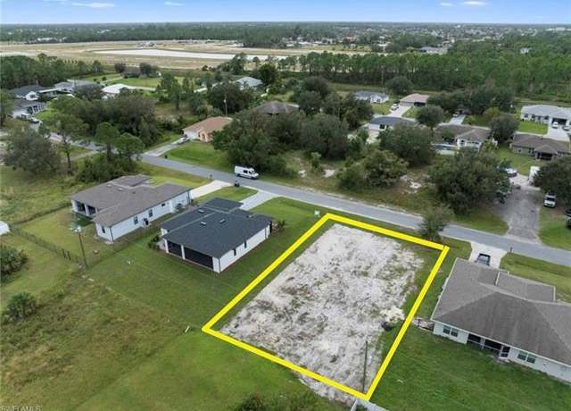 Property at 14071 Carlos St, Fort Myers, FL 33905