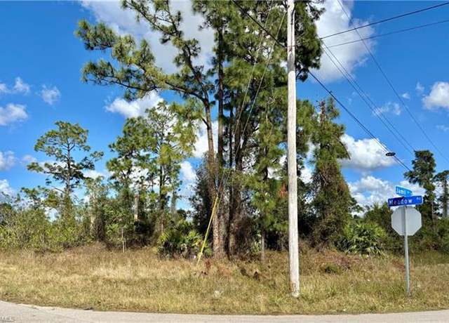 Property at 3057 Meadow Rd, Lehigh Acres, FL 33974