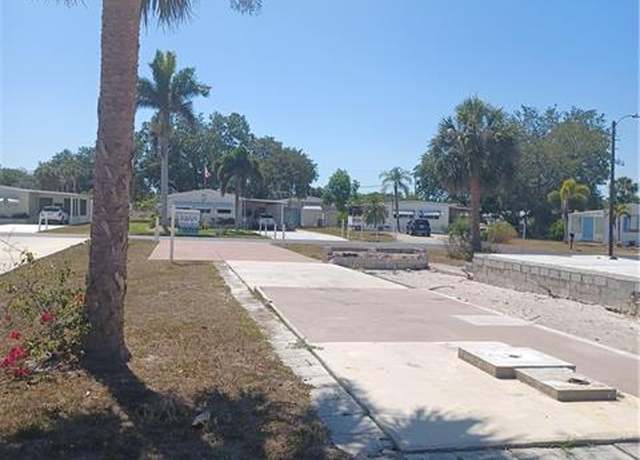 Property at 27341 Valois Dr, Bonita Springs, FL 34135