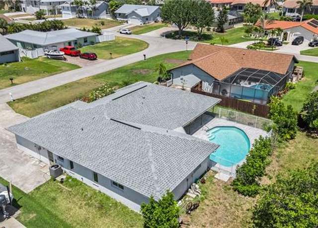 Property at 6019 Birnam Wood Ln, Fort Myers, FL 33908, 4 beds, 2 baths