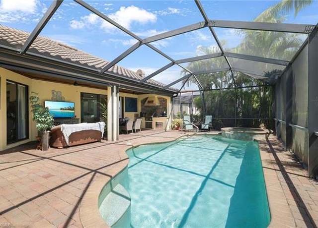 Property at 28521 Westmeath Ct, Bonita Springs, FL 34135, 2 beds, 2.5 baths