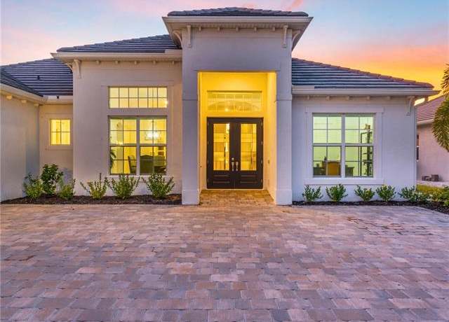 Property at 14044 Blue Bay Cir, Fort Myers, FL 33913, 4 beds, 3 baths