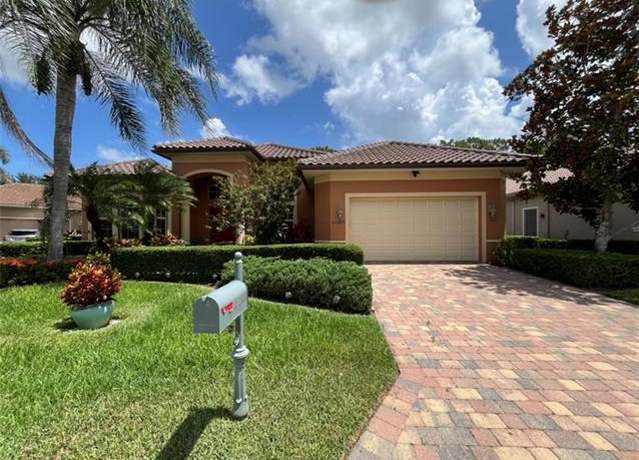 Property at 10263 Avonleigh Dr, Bonita Springs, FL 34135, 3 beds, 3 baths