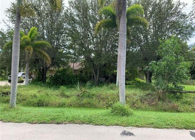 Property at 15341 Will Lew Ln, Fort Myers, FL 33908, 3 beds, 2 baths
