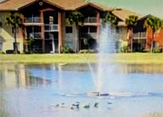 Property at 6330 Aragon Way #106, Fort Myers, FL 33966, 2 beds, 1 bath