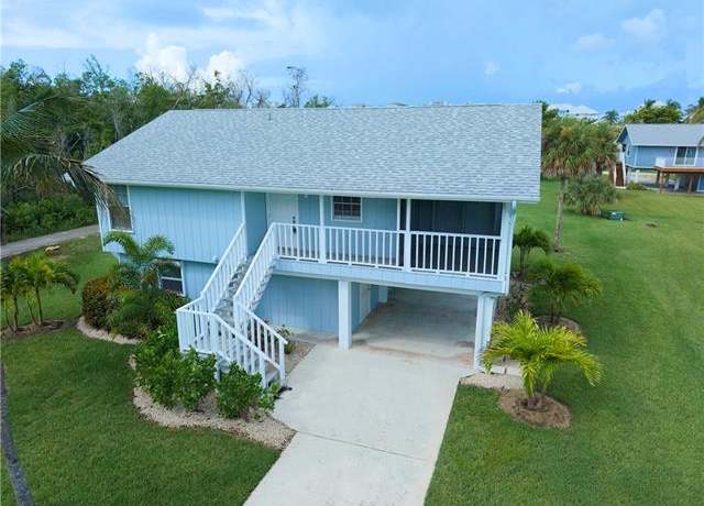 Property at 27569 Hickory View Dr, Bonita Springs, FL 34134, 2 beds, 2 baths