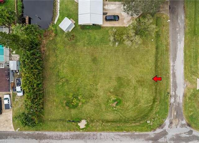 Property at 14825 Oakwood Ct, Fort Myers, FL 33905
