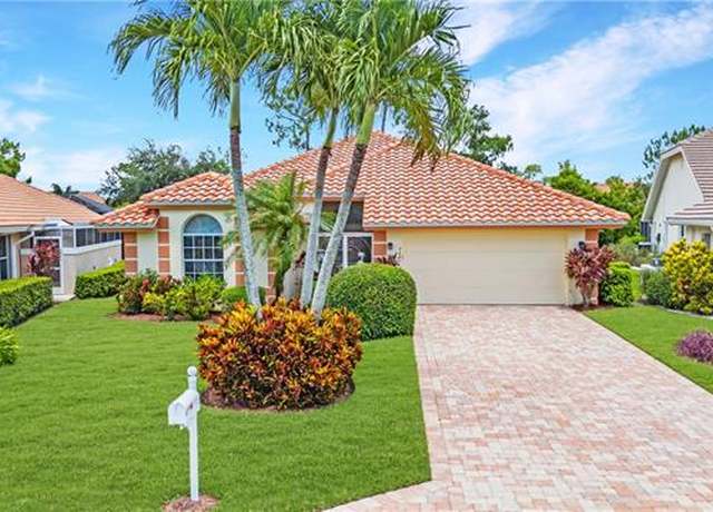 Property at 768 Provincetown Dr, Naples, FL 34104, 3 beds, 2.5 baths