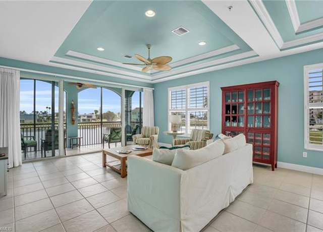 Property at 7532 Lake Valencia Ct Unit 5B, Fort Myers Beach, FL 33931, 3 beds, 3.5 baths