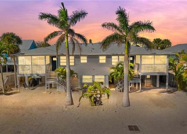 Property at 423 Lazy Way, Fort Myers Beach, FL 33931, 6 beds, 6 baths