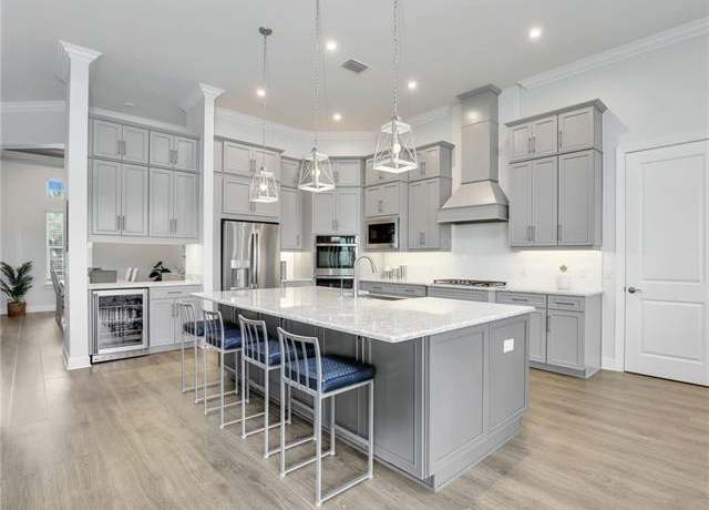 Property at 15583 Montello Ln, Naples, FL 34114, 4 beds, 5 baths