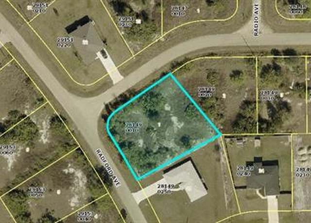Property at 426 Rajah St, Lehigh Acres, FL 33974