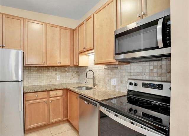 Property at 17426 Birchwood Ln #16, Fort Myers, FL 33908, 3 beds, 2 baths