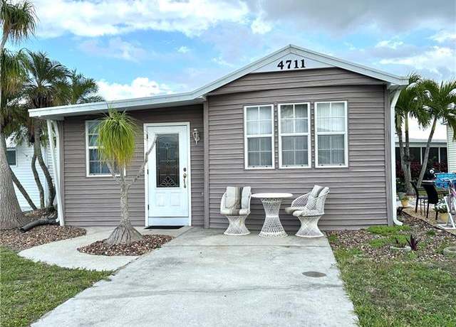 Property at 4711 Pilgrims Way W, Estero, FL 33928, 1 bed, 1.5 baths