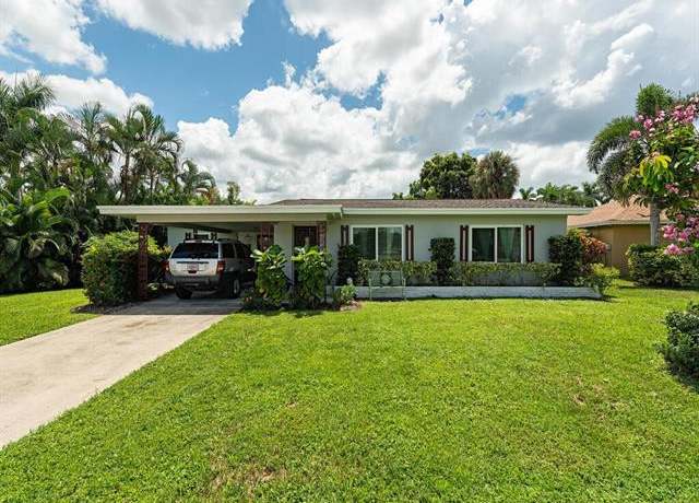 Property at 5521 Shaddelee Ln W, Fort Myers, FL 33919, 2 beds, 1 bath
