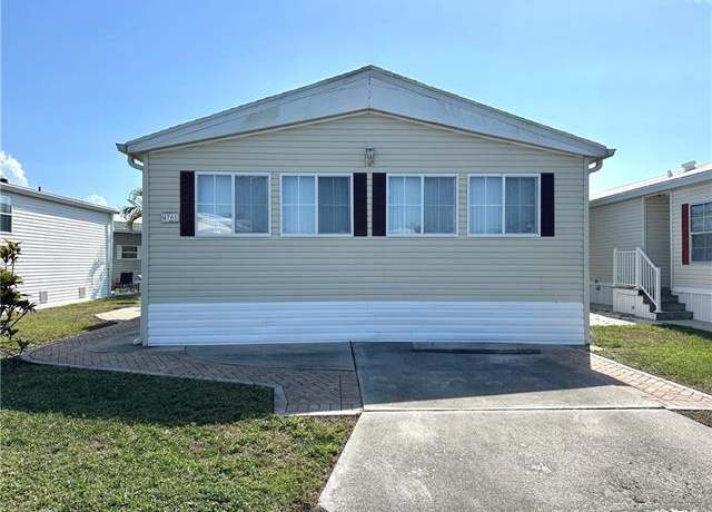 Property at 4701 Robert E Lee Blvd W, Estero, FL 33928, 2 beds, 2 baths