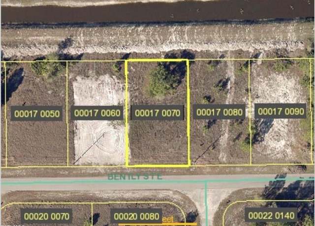 Property at 845 Bently St E, Lehigh Acres, FL 33974