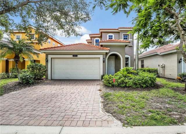 Property at 20613 E Golden Elm Dr, Estero, FL 33928, 3 beds, 2.5 baths