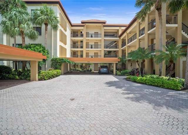 Property at 6820 Pelican Bay Blvd #112, Naples, FL 34108, 2 beds, 2 baths