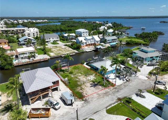 Property at 261 Flamingo St, Fort Myers Beach, FL 33931