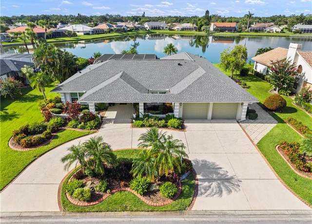 Property at 5649 Country Lakes Dr, Sarasota, FL 34243, 3 beds, 2.5 baths