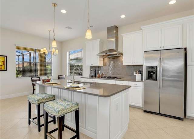 Property at 21296 Estero Vista Ct, Estero, FL 33928, 2 beds, 2 baths